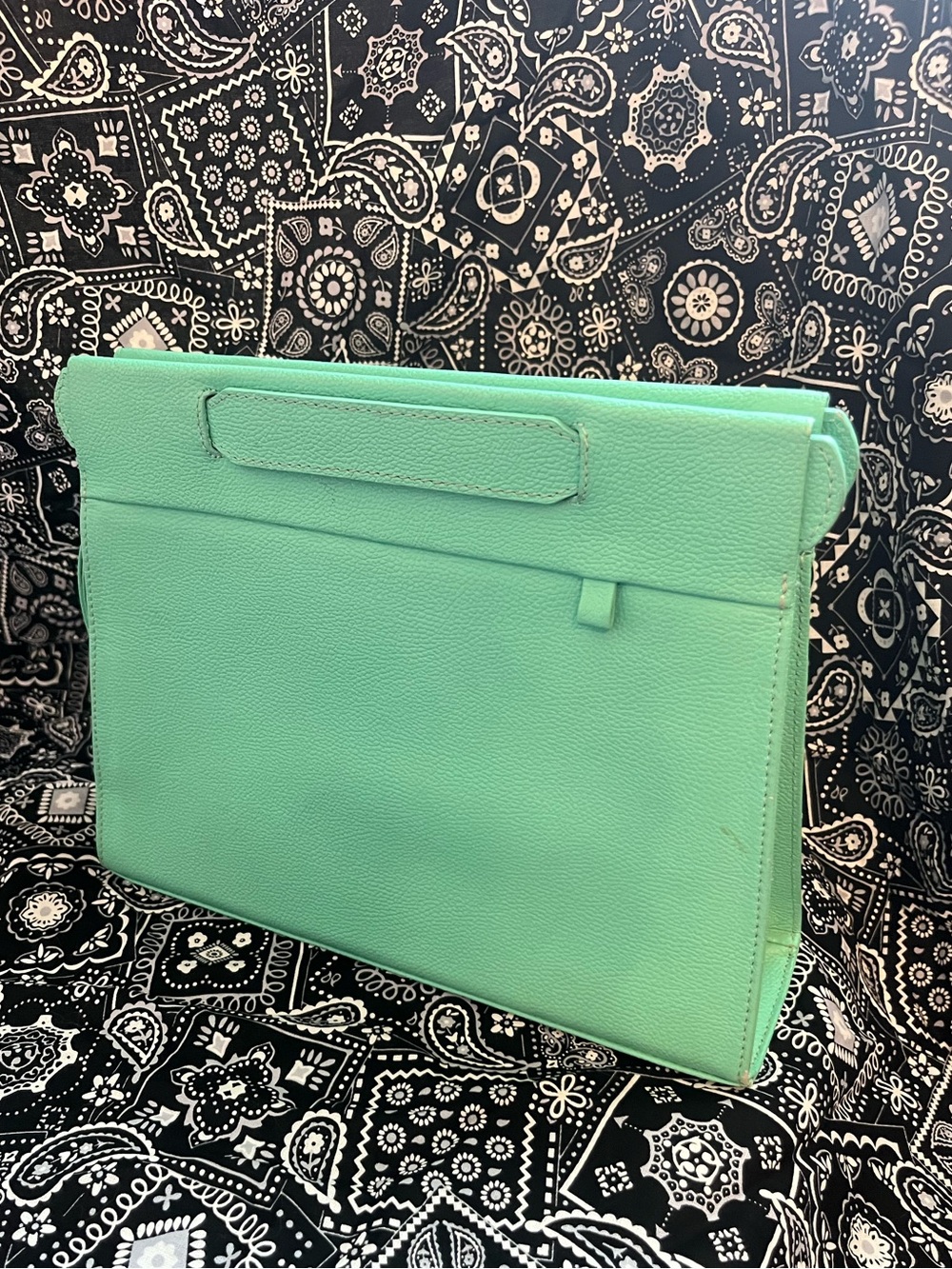 Min and Mon crossbody